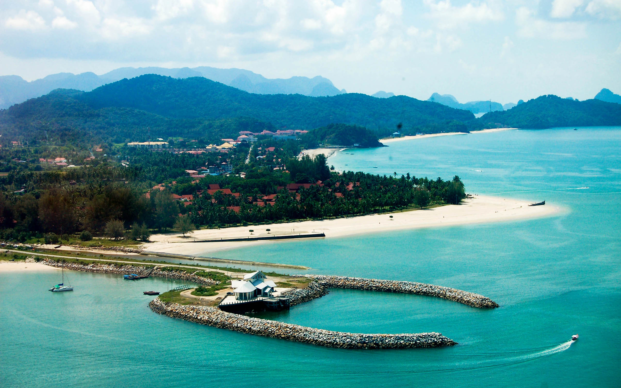 Khám phá các hòn đảo xinh đẹp ở Malaysia - Langkawi Island